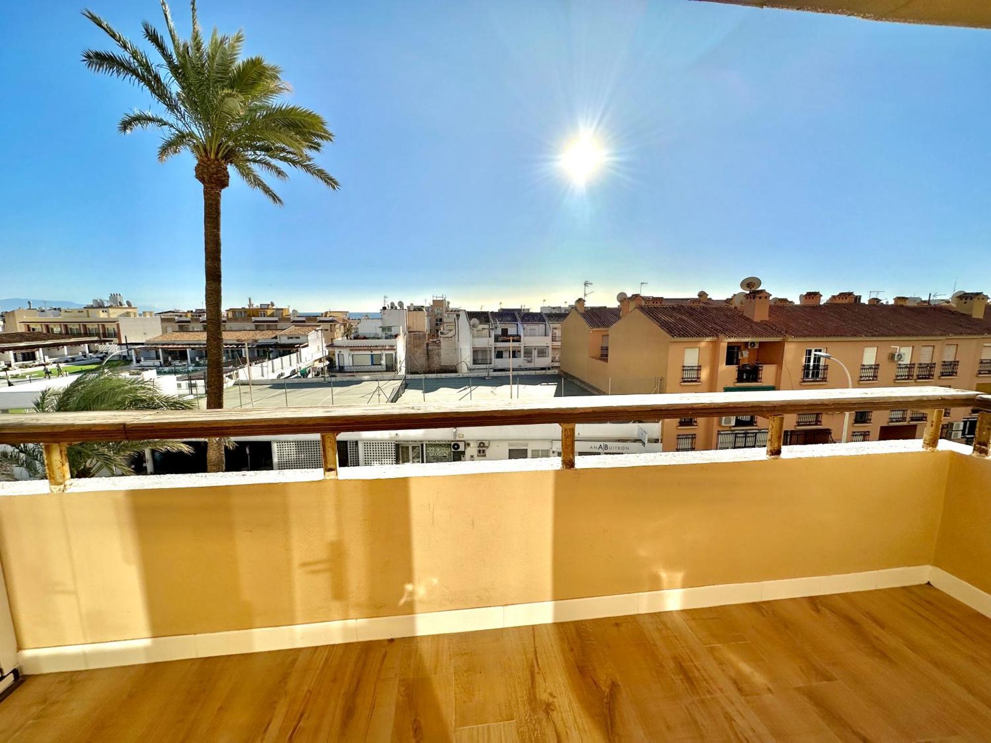 Gorgeous Apartment At The Sea In La Carihuela! Torremolinos Eksteriør billede