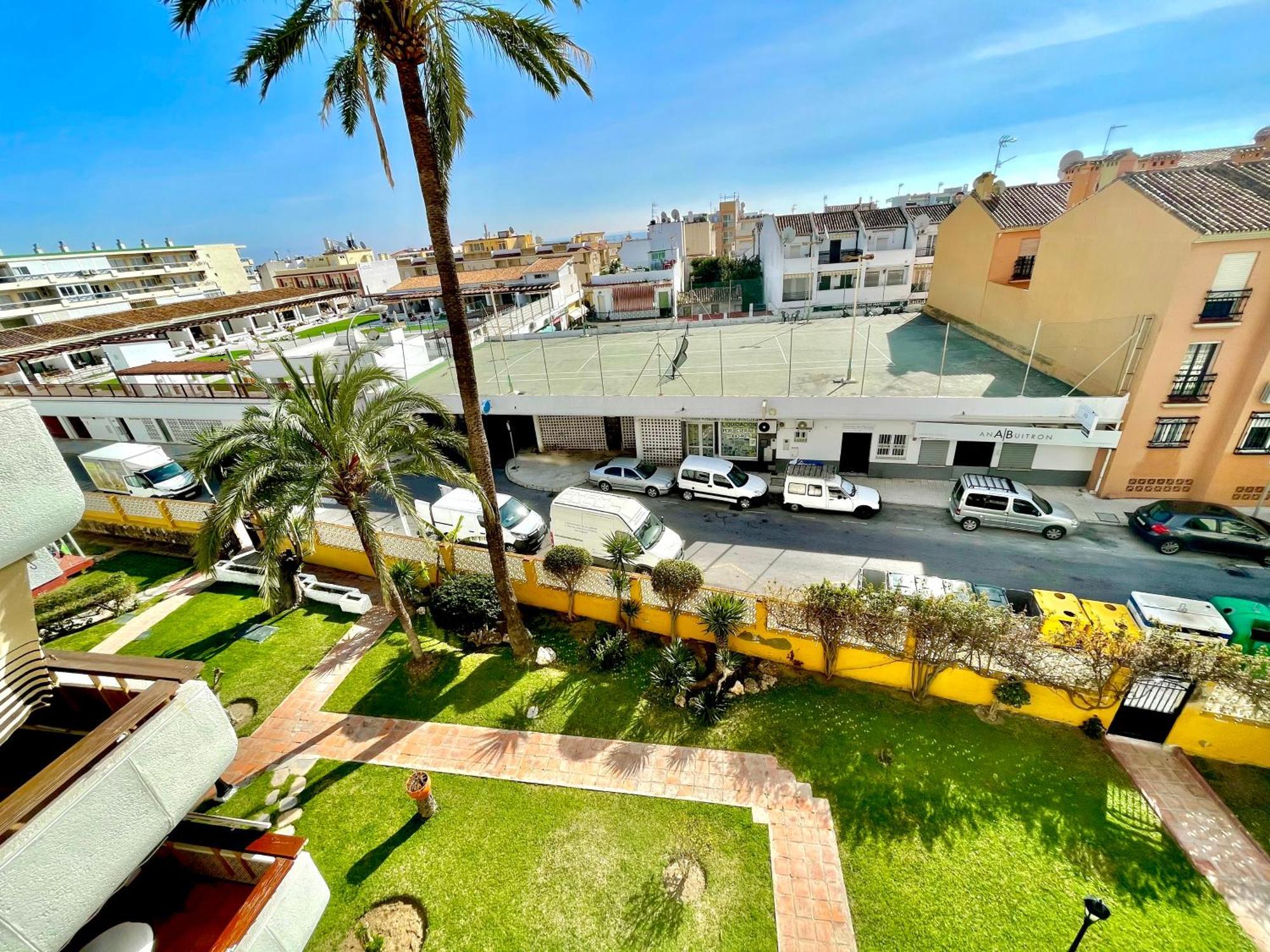 Gorgeous Apartment At The Sea In La Carihuela! Torremolinos Eksteriør billede